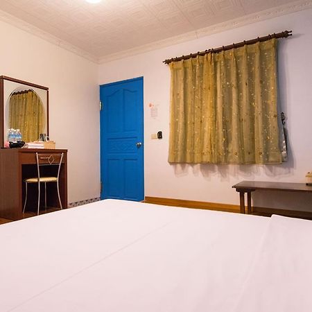 Bed and Breakfast Dog House T'ai-tung Exterior foto
