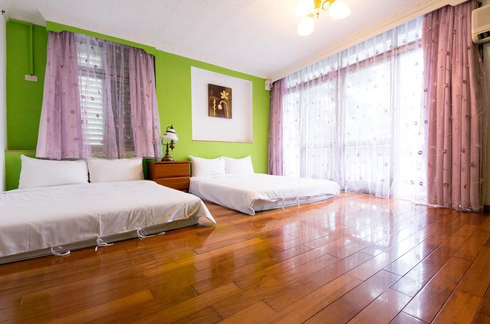 Bed and Breakfast Dog House T'ai-tung Exterior foto