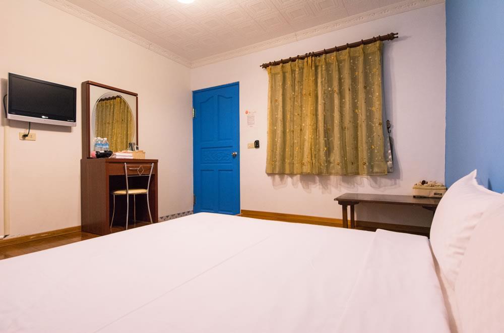 Bed and Breakfast Dog House T'ai-tung Exterior foto